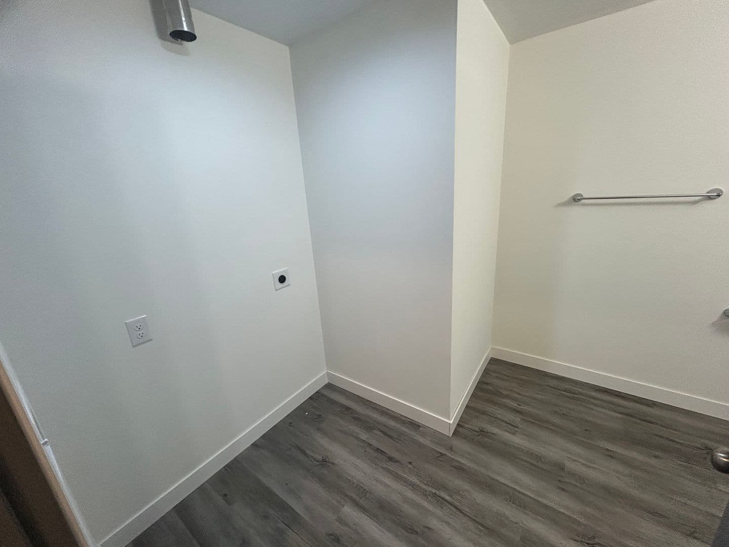 Tuscola Apartment: 703 N Park/704 N Main