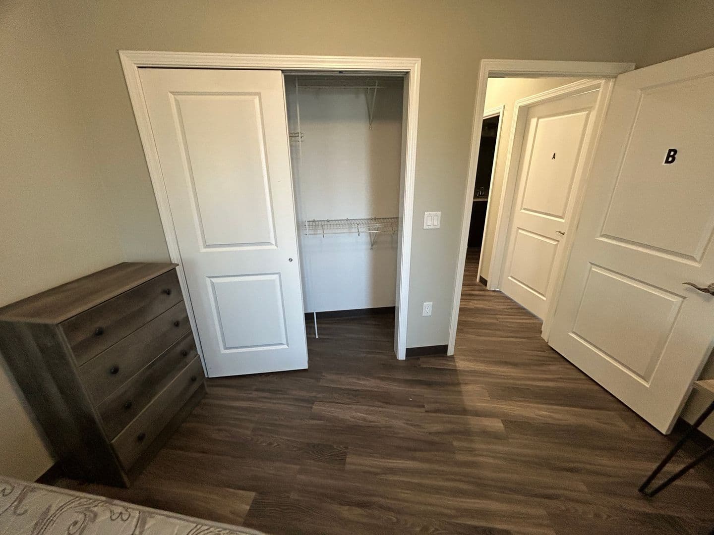 Champaign Apartment: 302 E Clark St