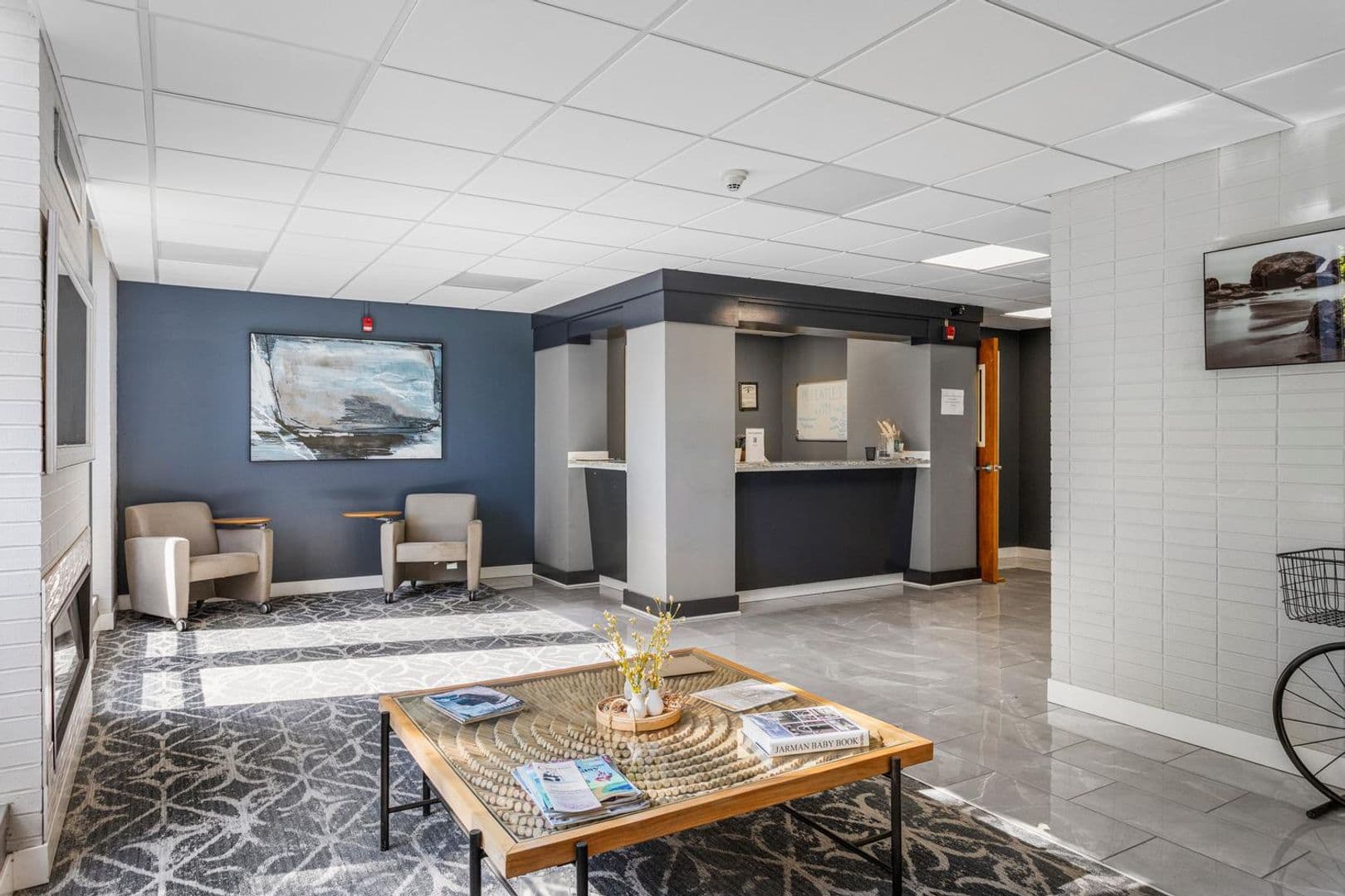 Tuscola Apartment: 703 N Park/704 N Main