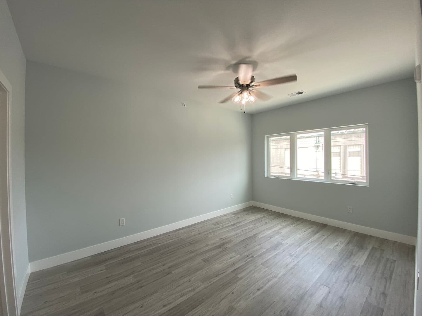 Champaign Apartment: 132 E University