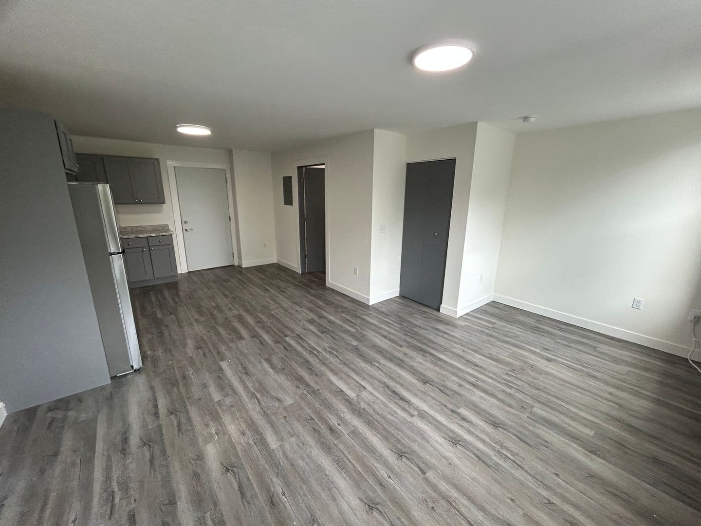 Tuscola Apartment: 703 N Park/704 N Main