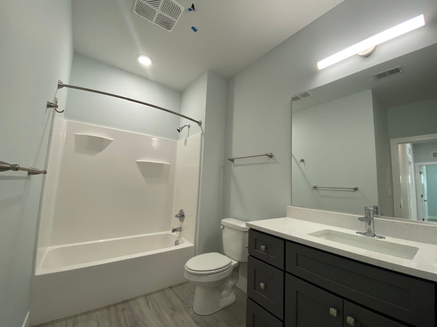 Champaign Apartment: 132 E University