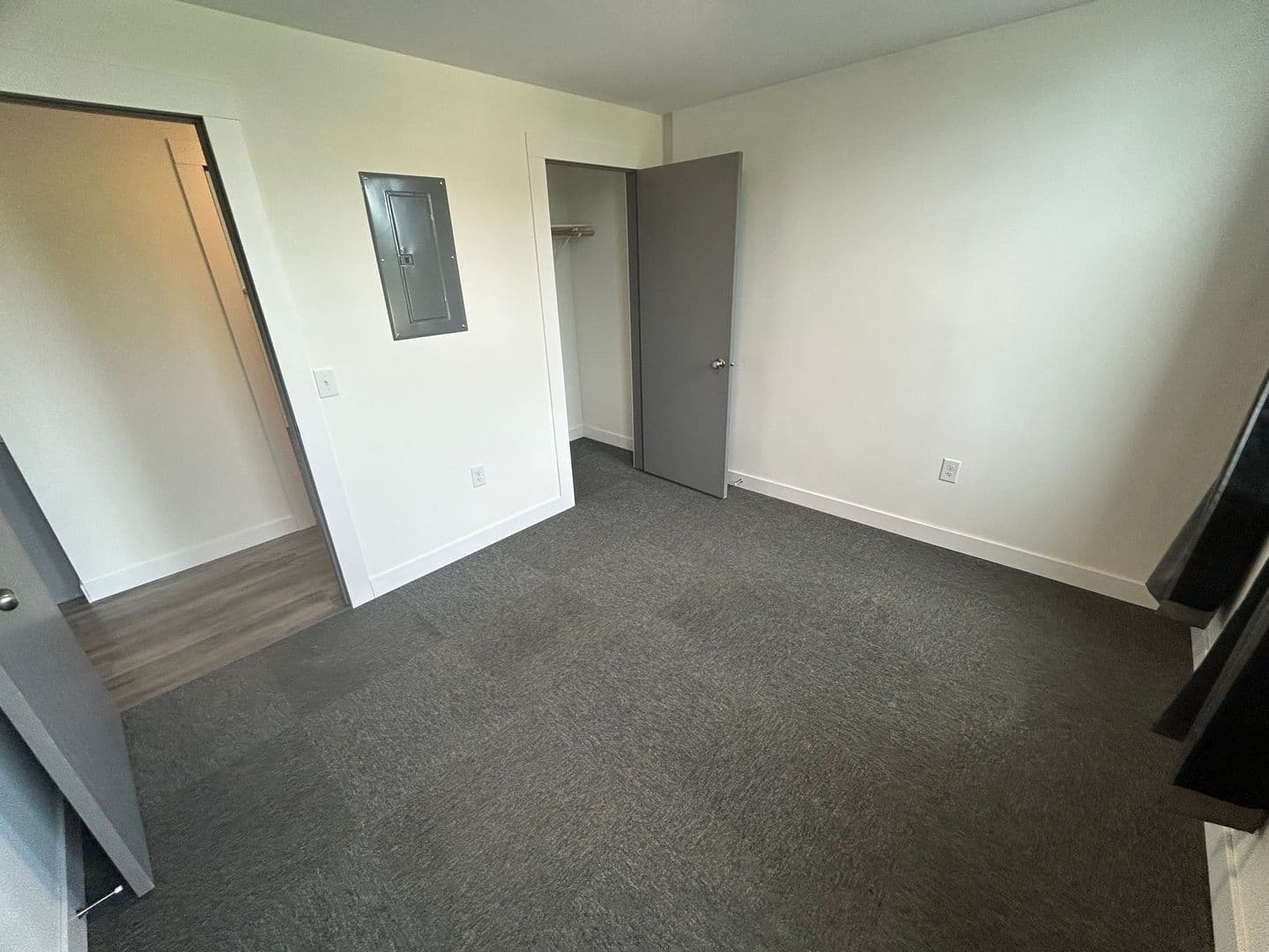 Tuscola Apartment: 703 N Park/704 N Main