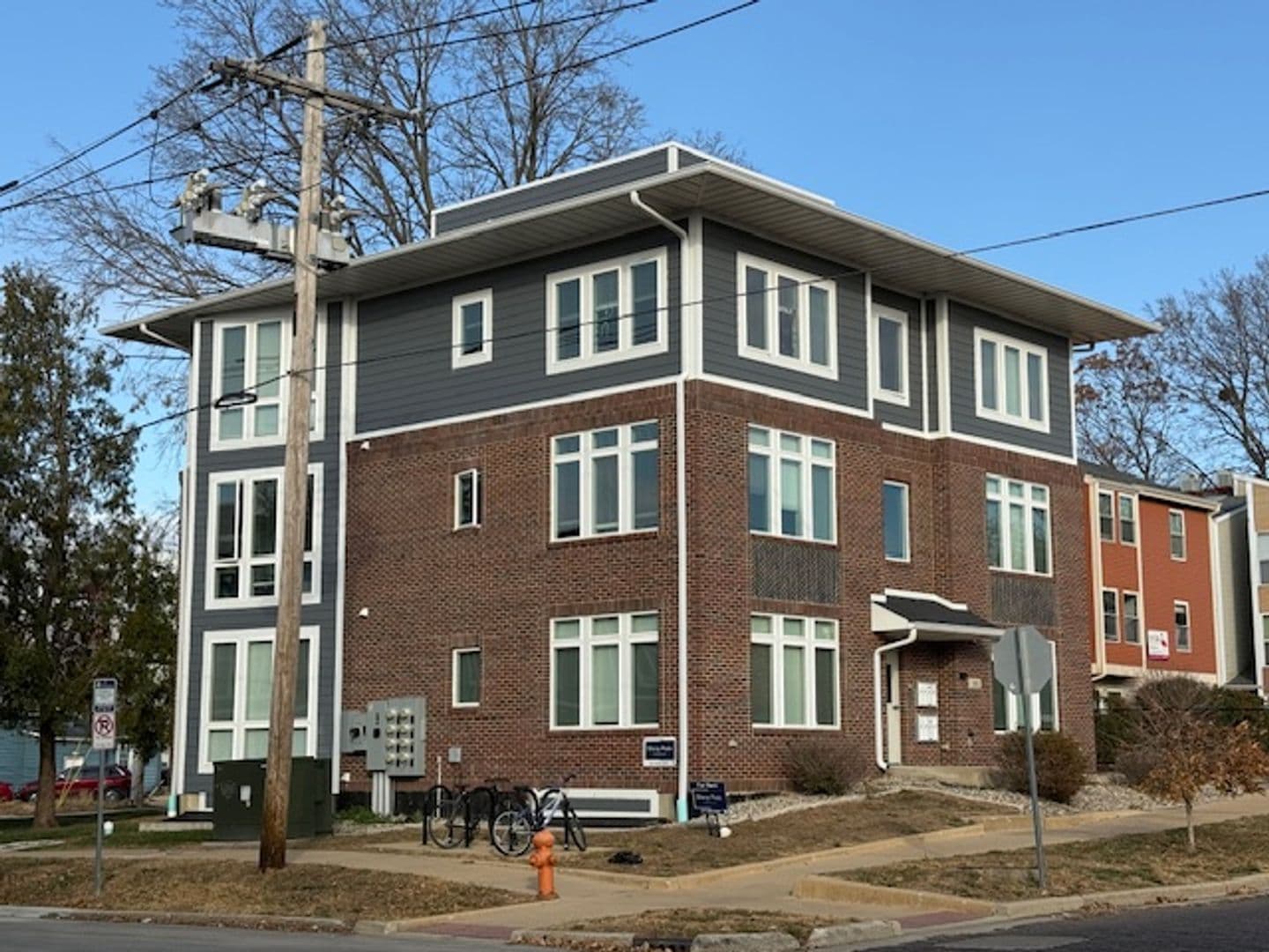 Champaign Apartment: 302 E Clark St