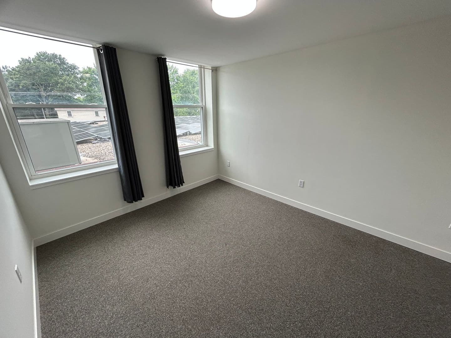 Tuscola Apartment: 703 N Park/704 N Main