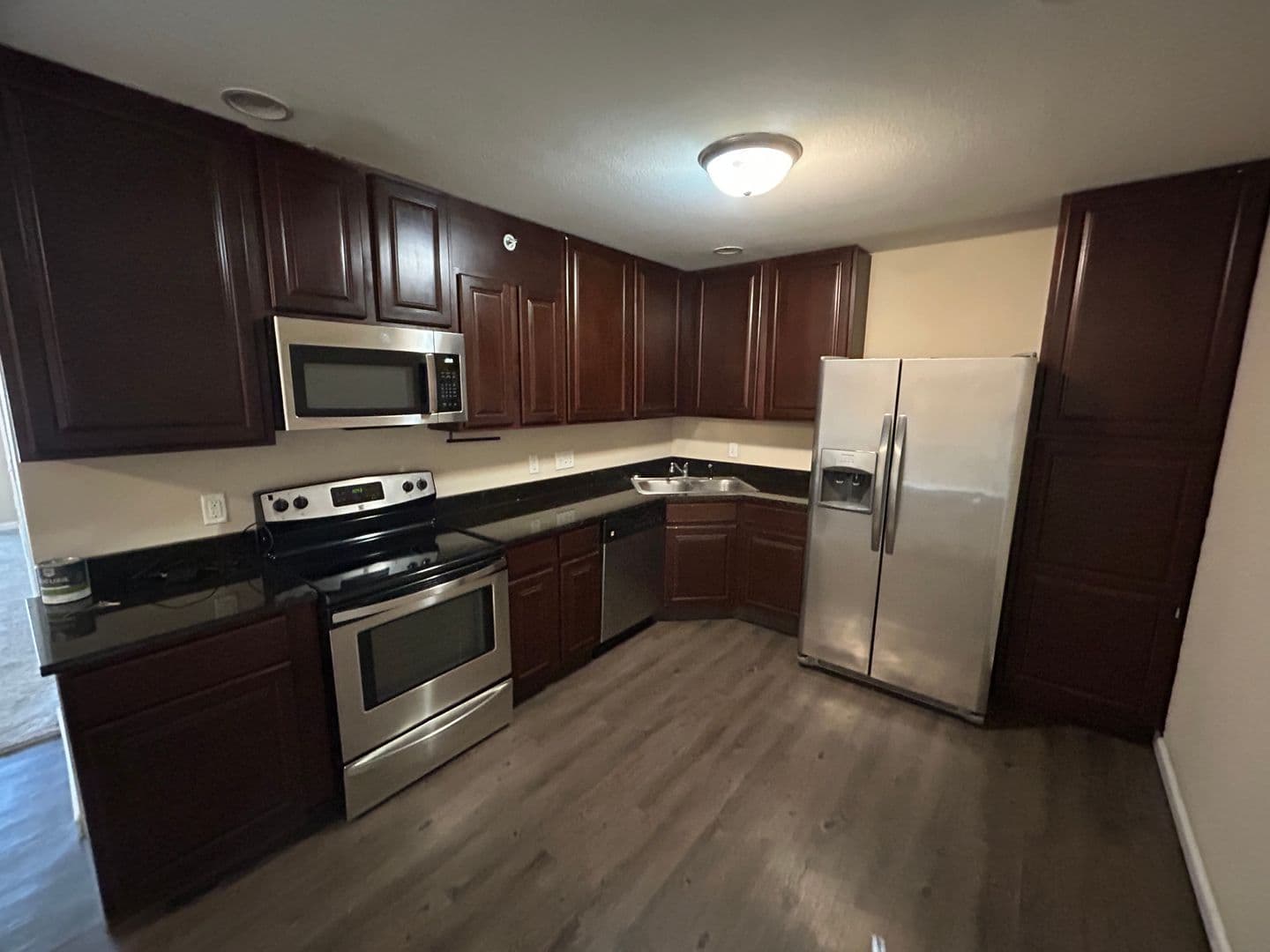 Tuscola Apartment: 600 E Ficklin St