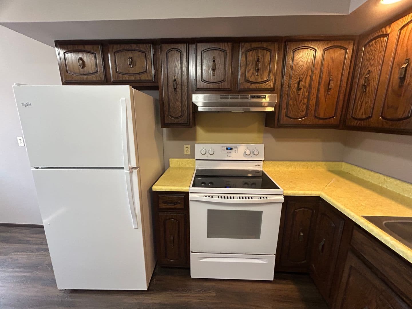 Tuscola Apartment: 207 E Newkirk