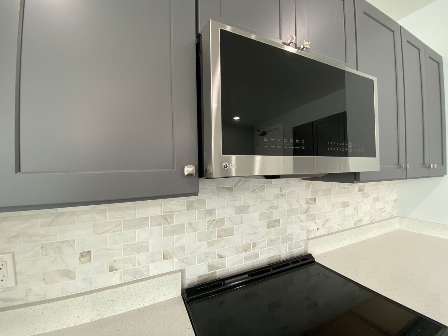 Champaign Apartment: 132 E University