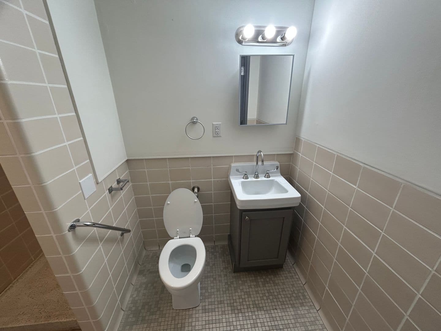Tuscola Apartment: 703 N Park/704 N Main