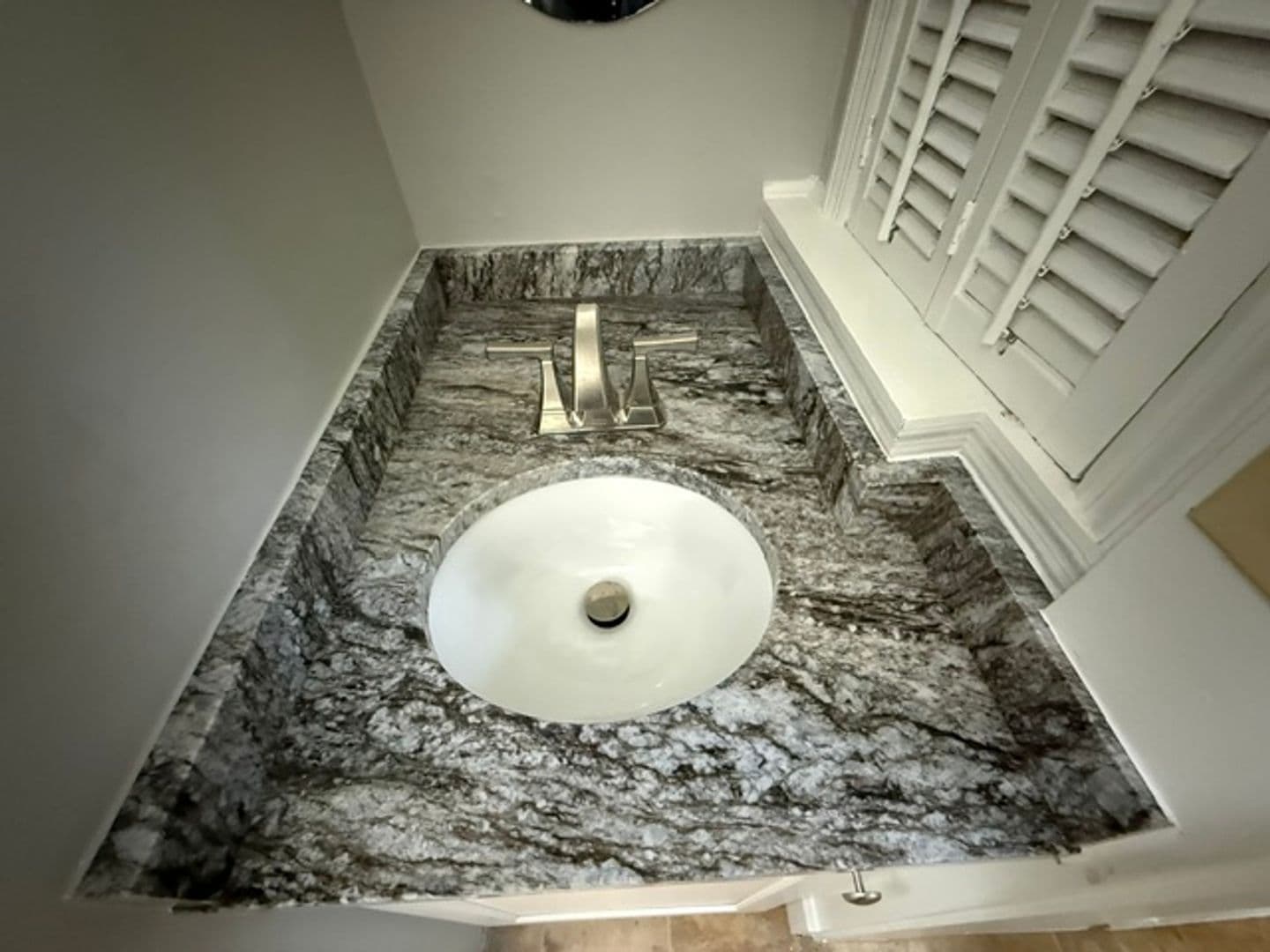 Champaign Apartment: 405 W White