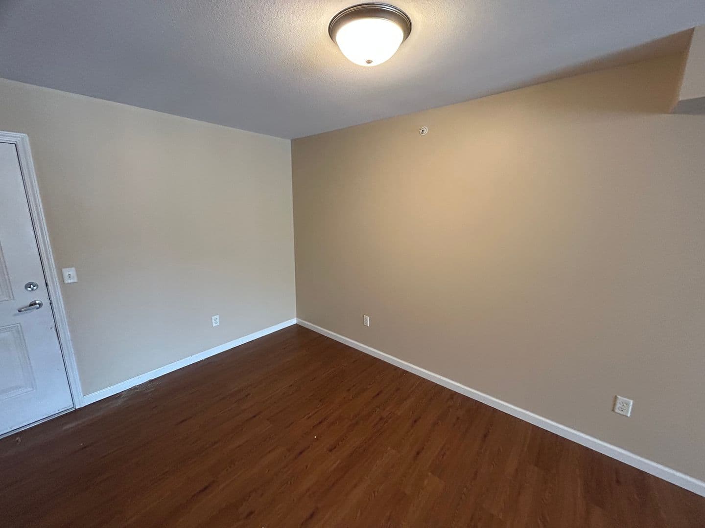 Tuscola Apartment: 600 E Ficklin St