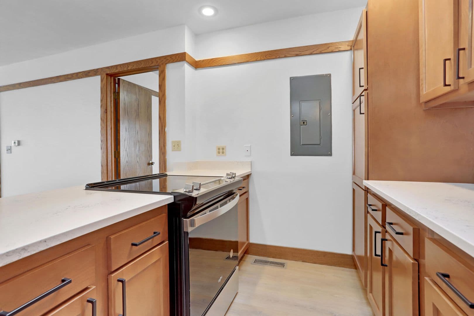 Champaign Apartment: 206 West William