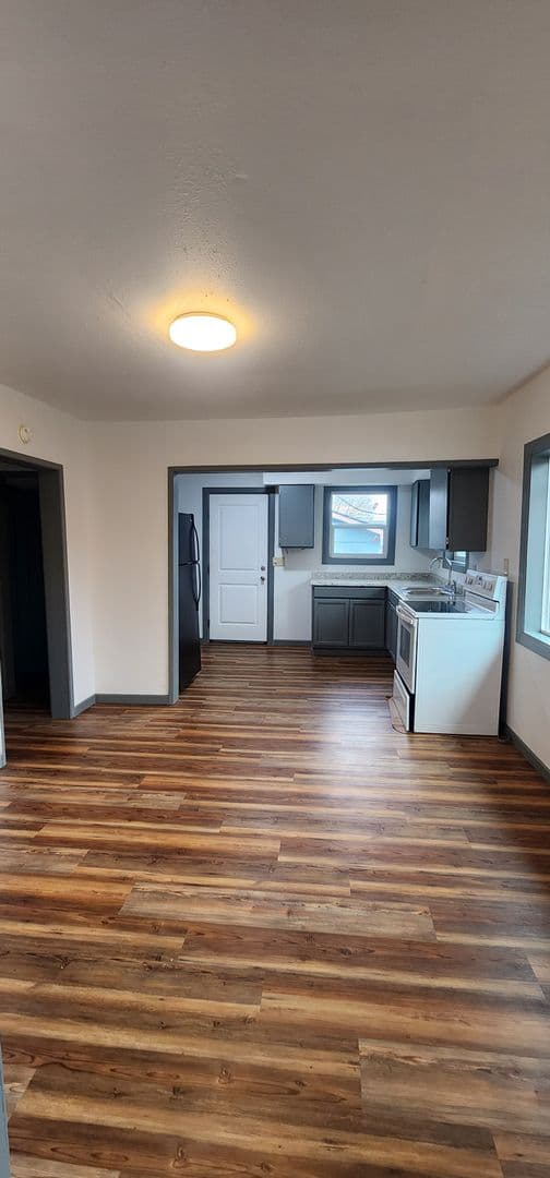 Longview House: 316 Beech St