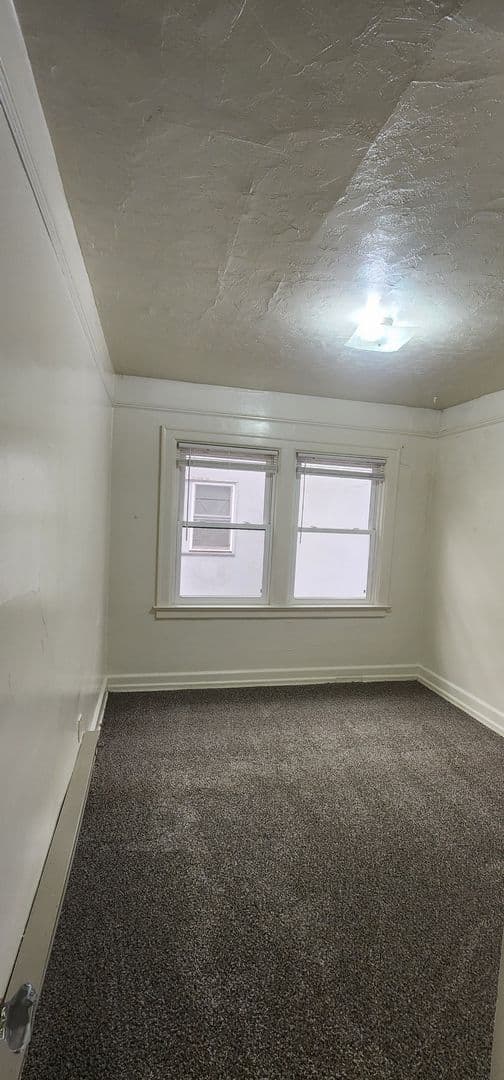 Longview Apartment: 1225 Commerce  Ave