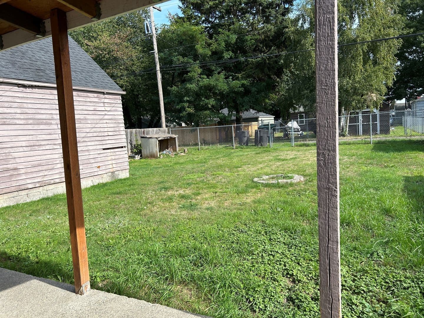 Longview House: 446 27th Ave