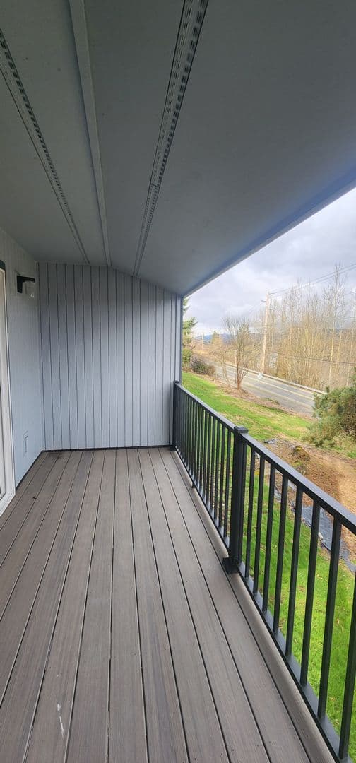 Longview Apartment: 111 Beacon Hill Dr