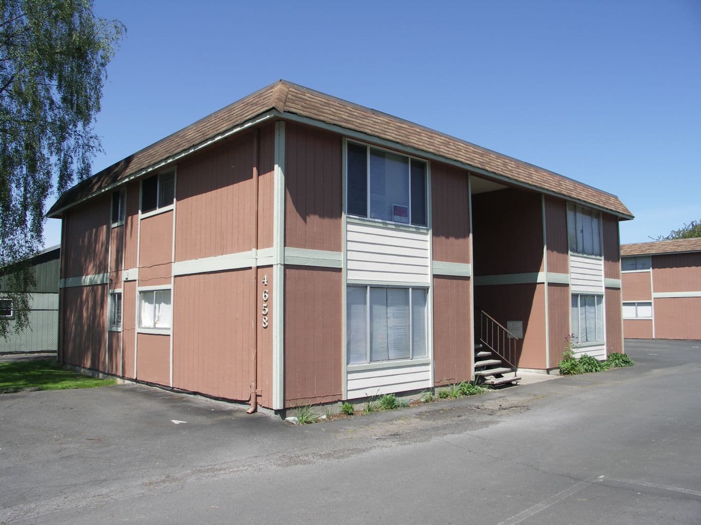Longview Apartment: 4658 Ocean Beach Hwy