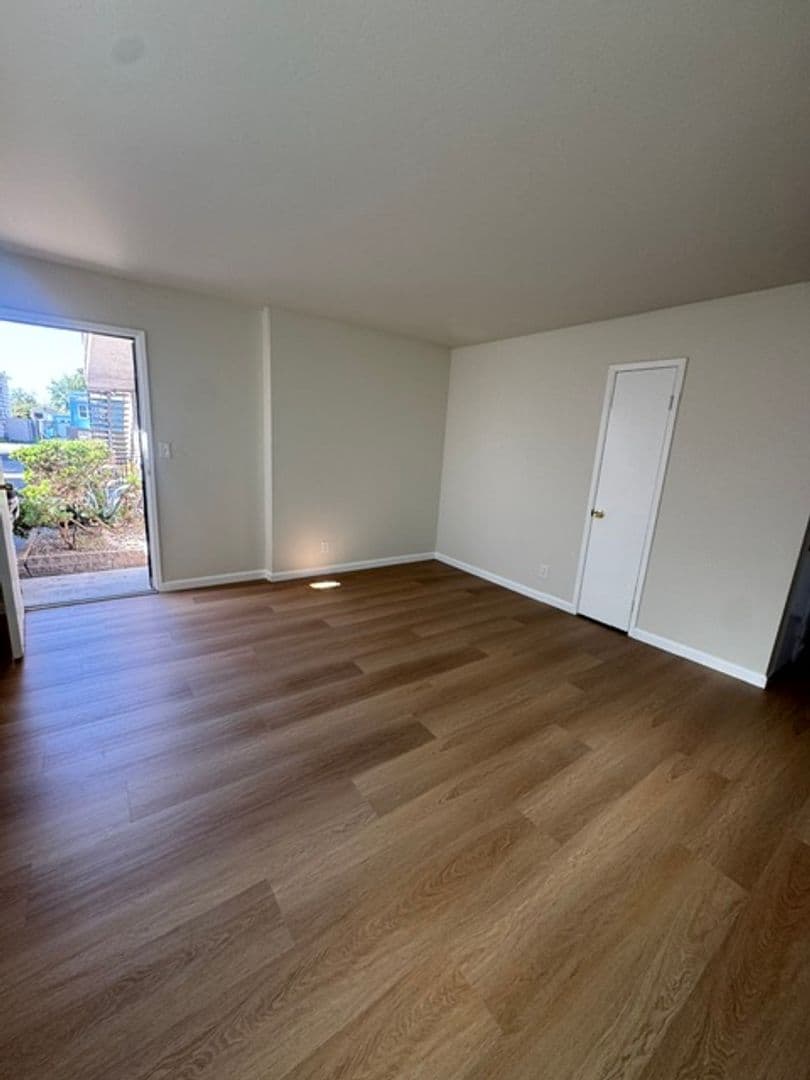 Berkeley Apartment: 1437 Ward Street