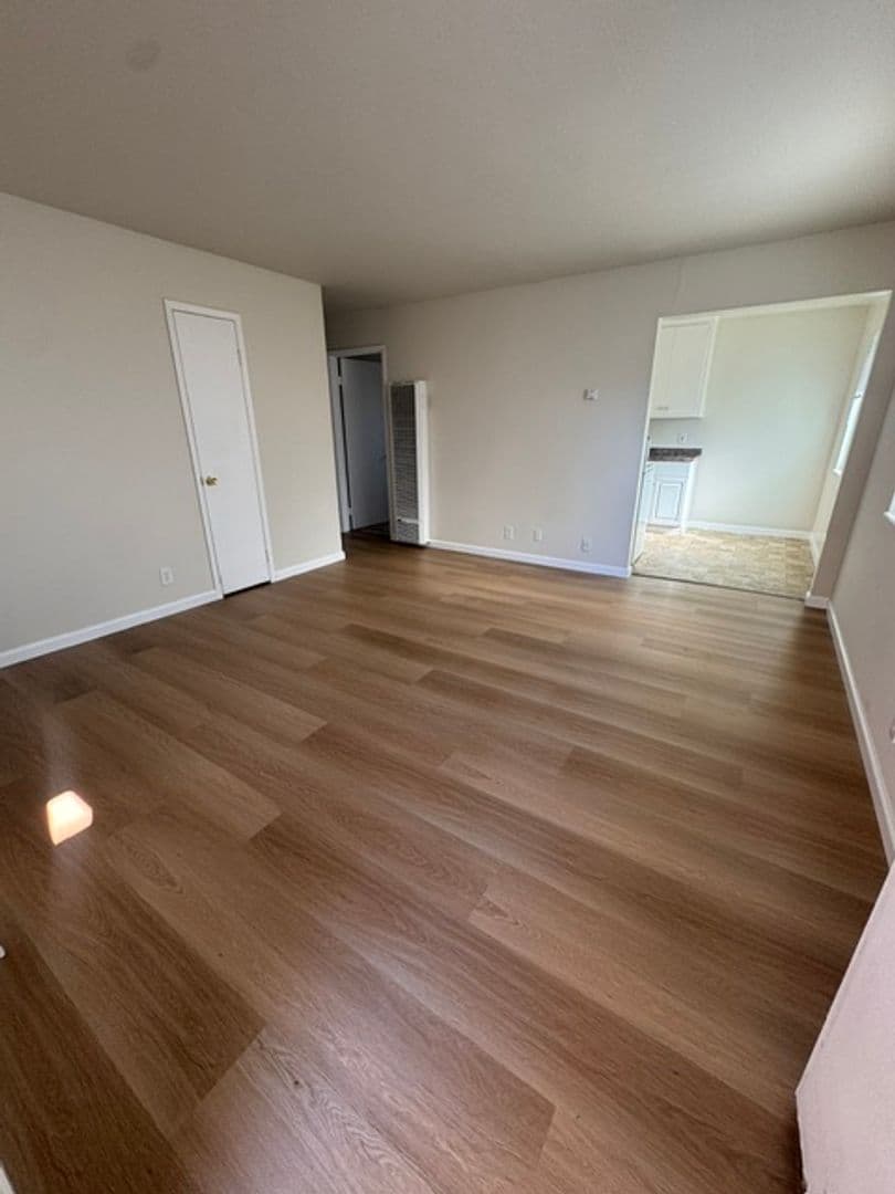 Berkeley Apartment: 1437 Ward Street