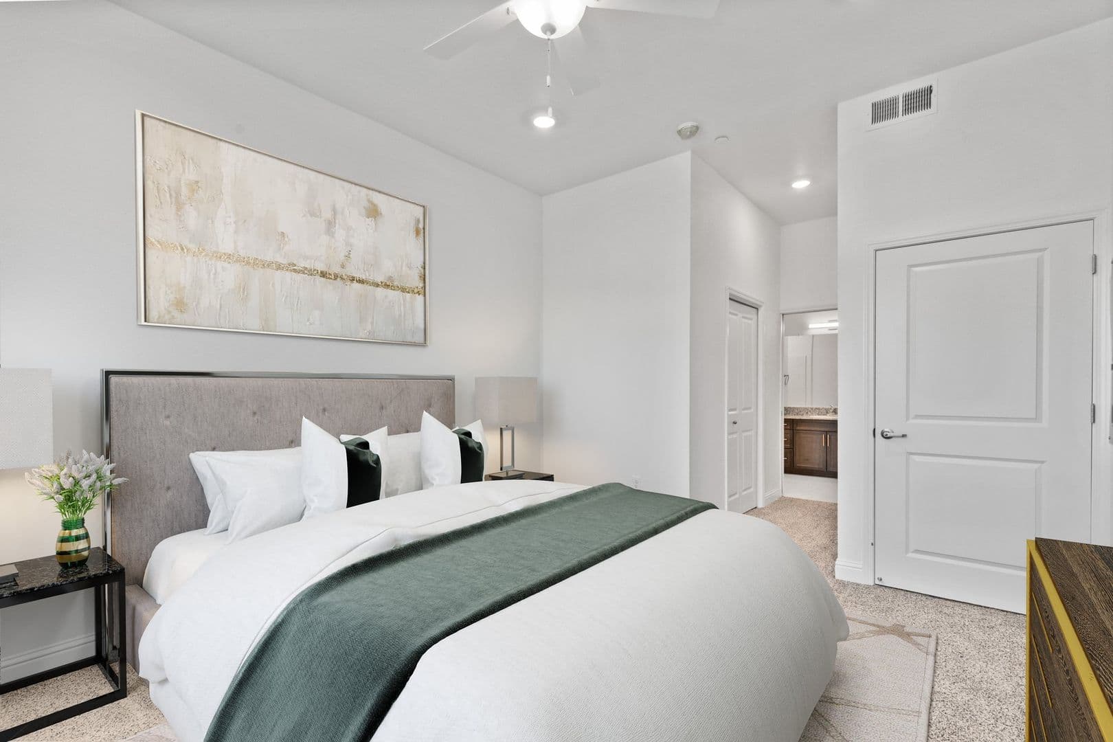 Fresno Apartment: 6338 N Cecelia Ave