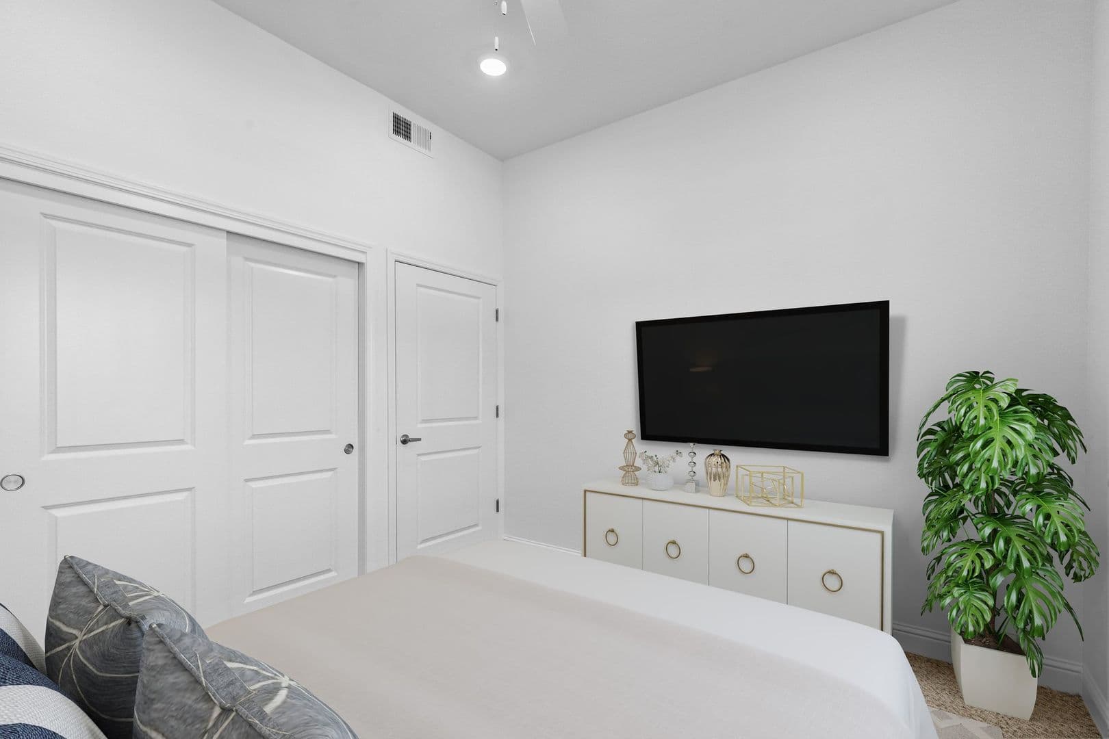Fresno Apartment: 6338 N Cecelia Ave