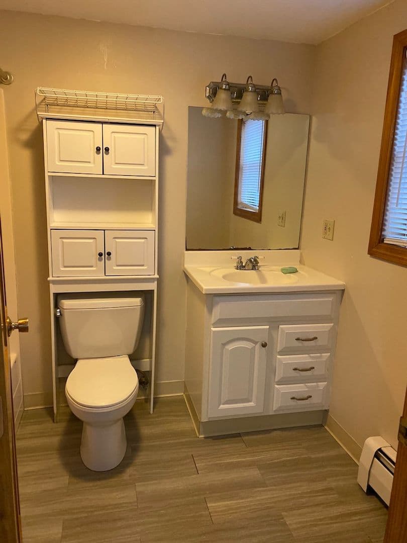 Warren Apartment: 478 Main Street