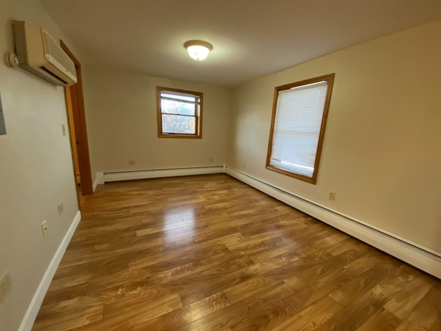 Warren Apartment: 478 Main Street