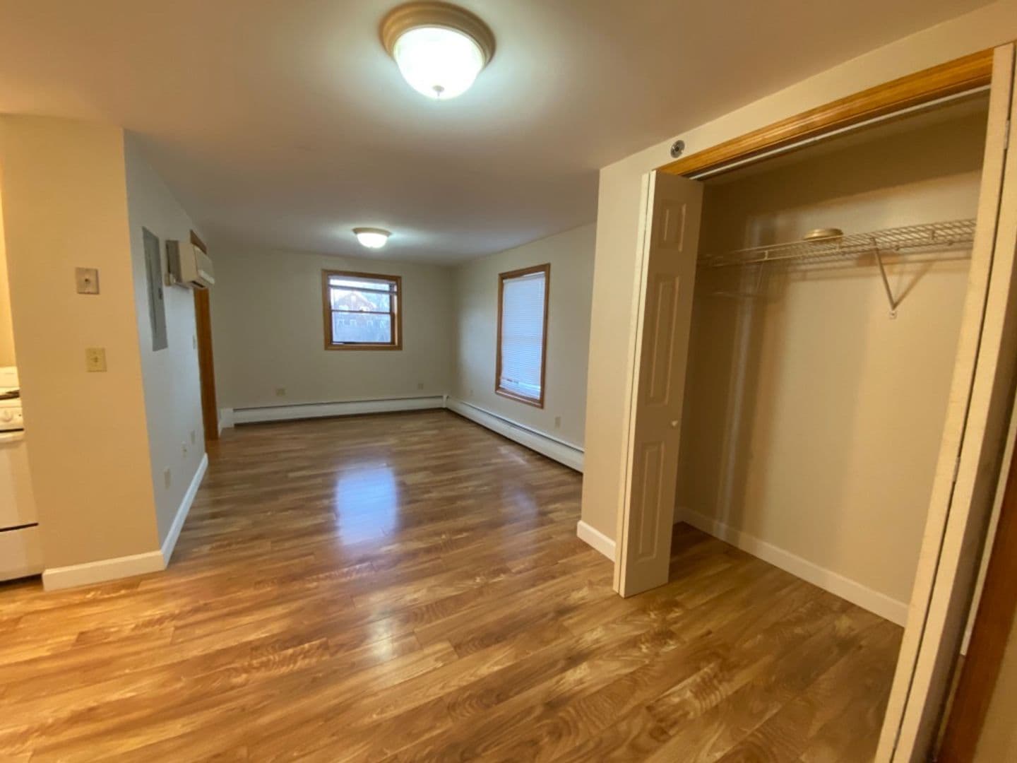 Warren Apartment: 478 Main Street