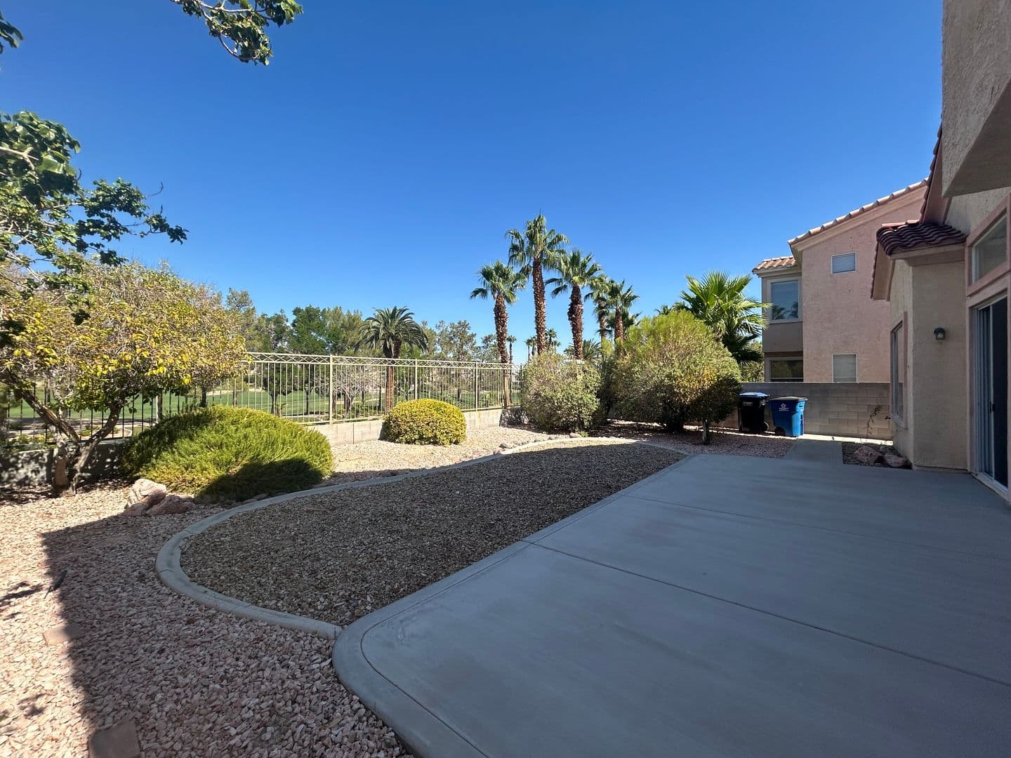 Las Vegas House: 157 Lakewood Garden Drive
