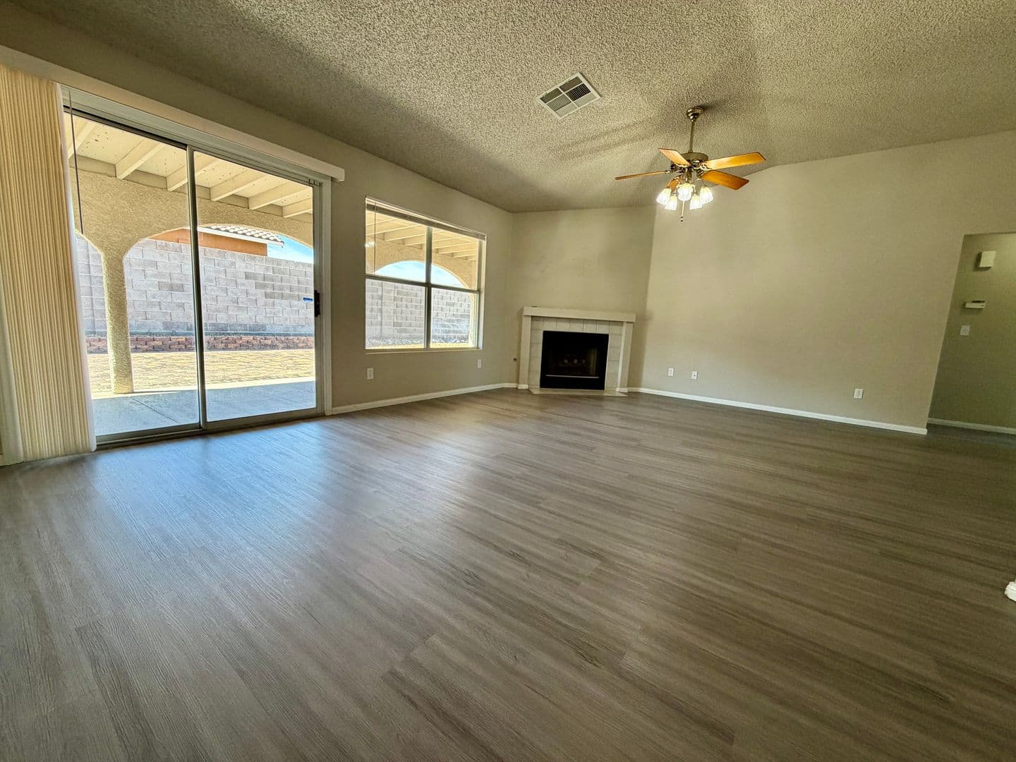 Henderson House: 381 Verbena Avenue