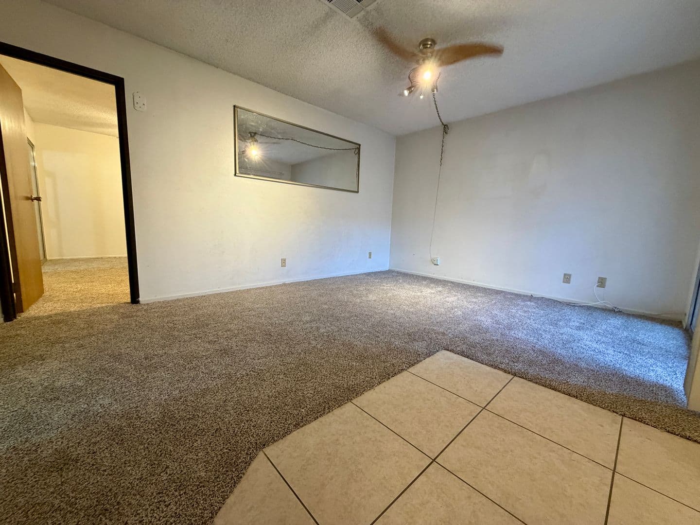 Las Vegas Townhome: 425 N Lamb Blvd. #A
