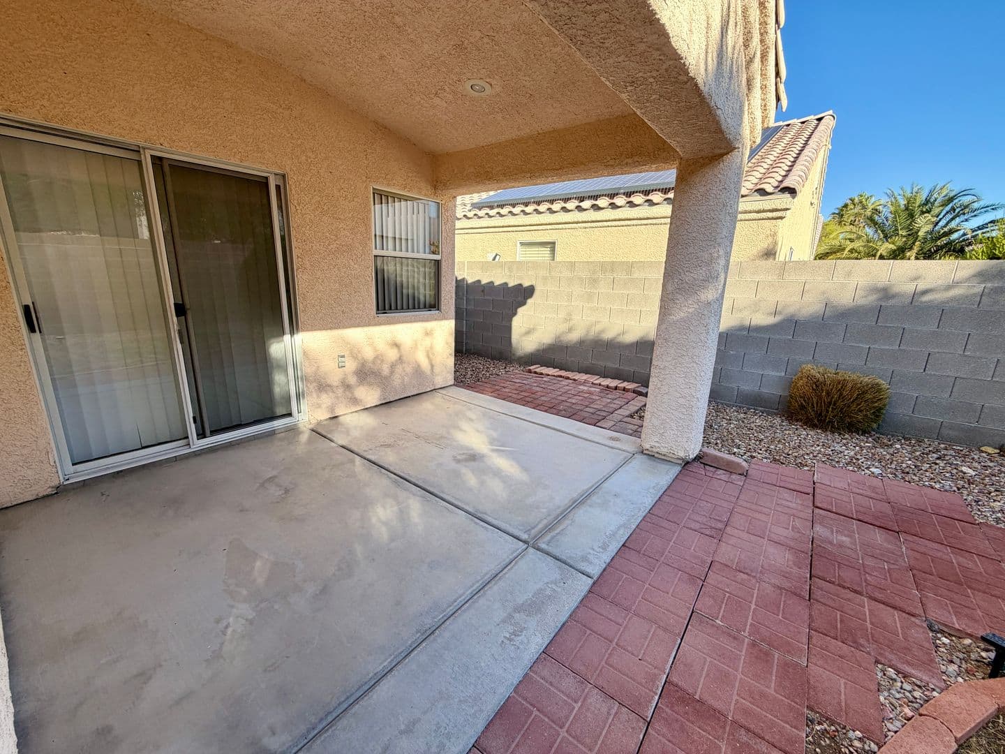 Henderson House: 1594 Raining Hills Street