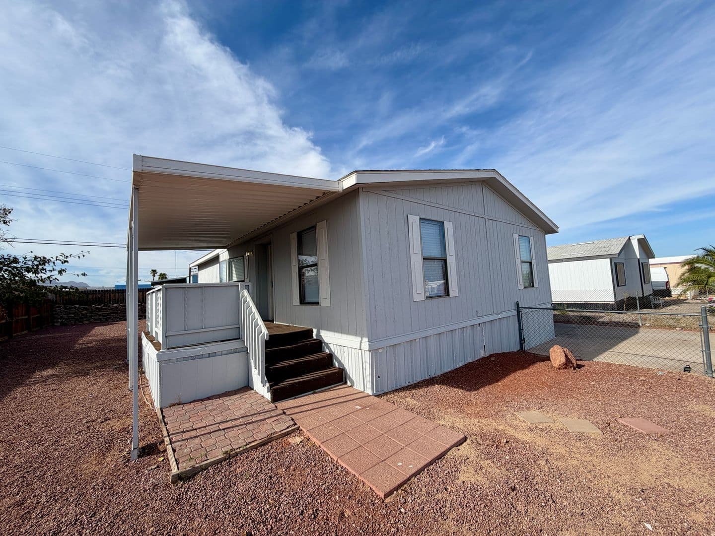 Henderson House: 230 Shoshone Lane