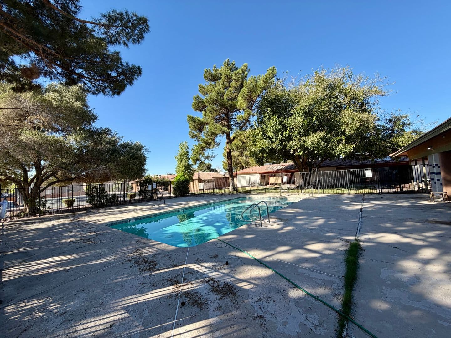 Las Vegas Townhome: 425 N Lamb Blvd. #A