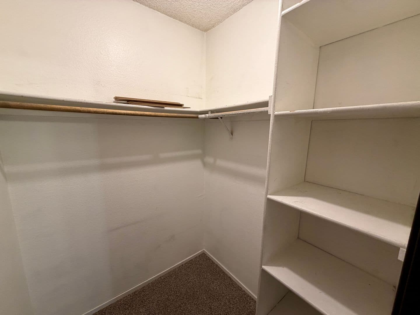 Las Vegas Townhome: 425 N Lamb Blvd. #A