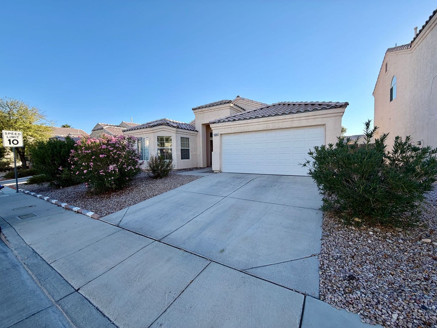 Henderson House: 1594 Raining Hills Street