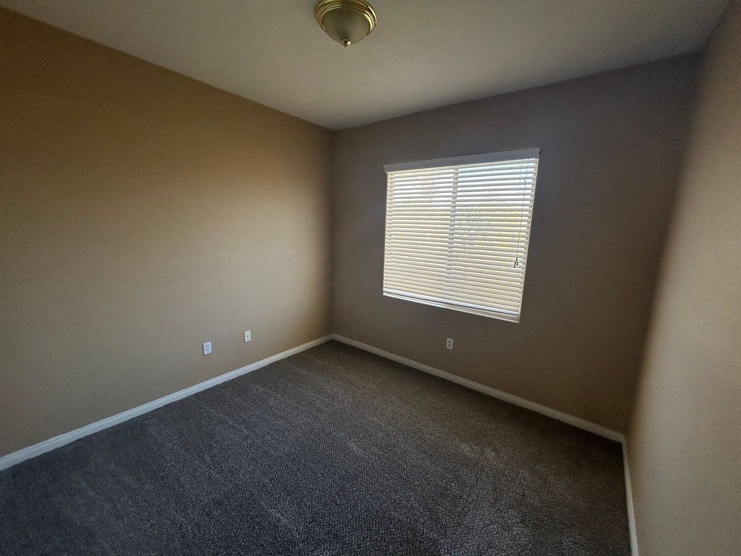 Las Vegas House: 157 Lakewood Garden Drive