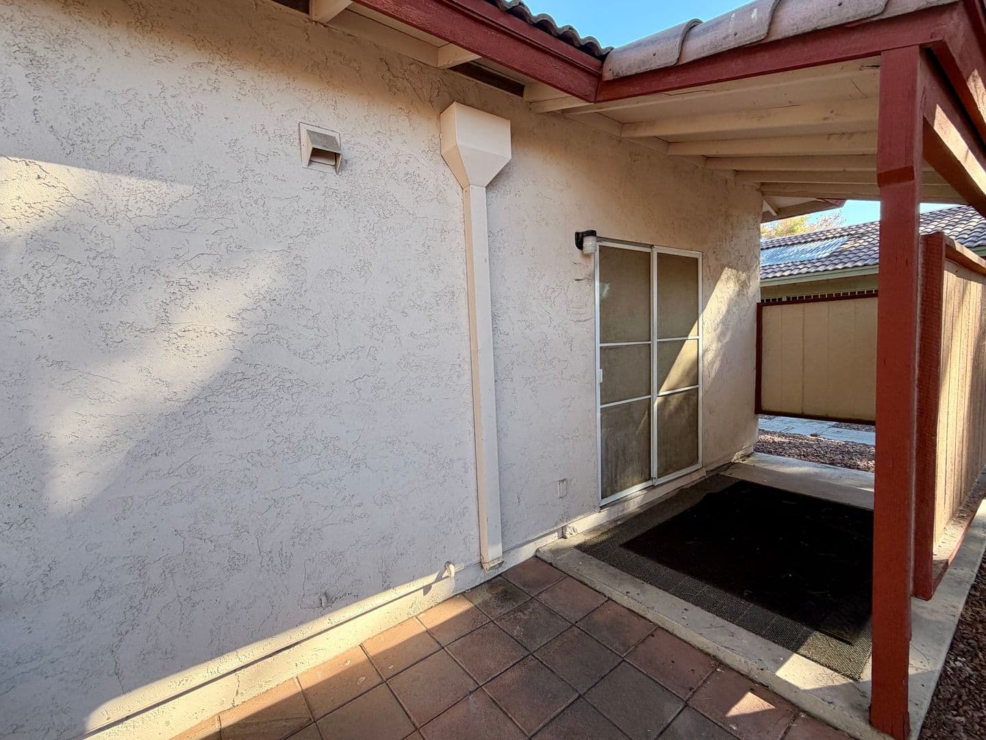 Las Vegas Townhome: 425 N Lamb Blvd. #A