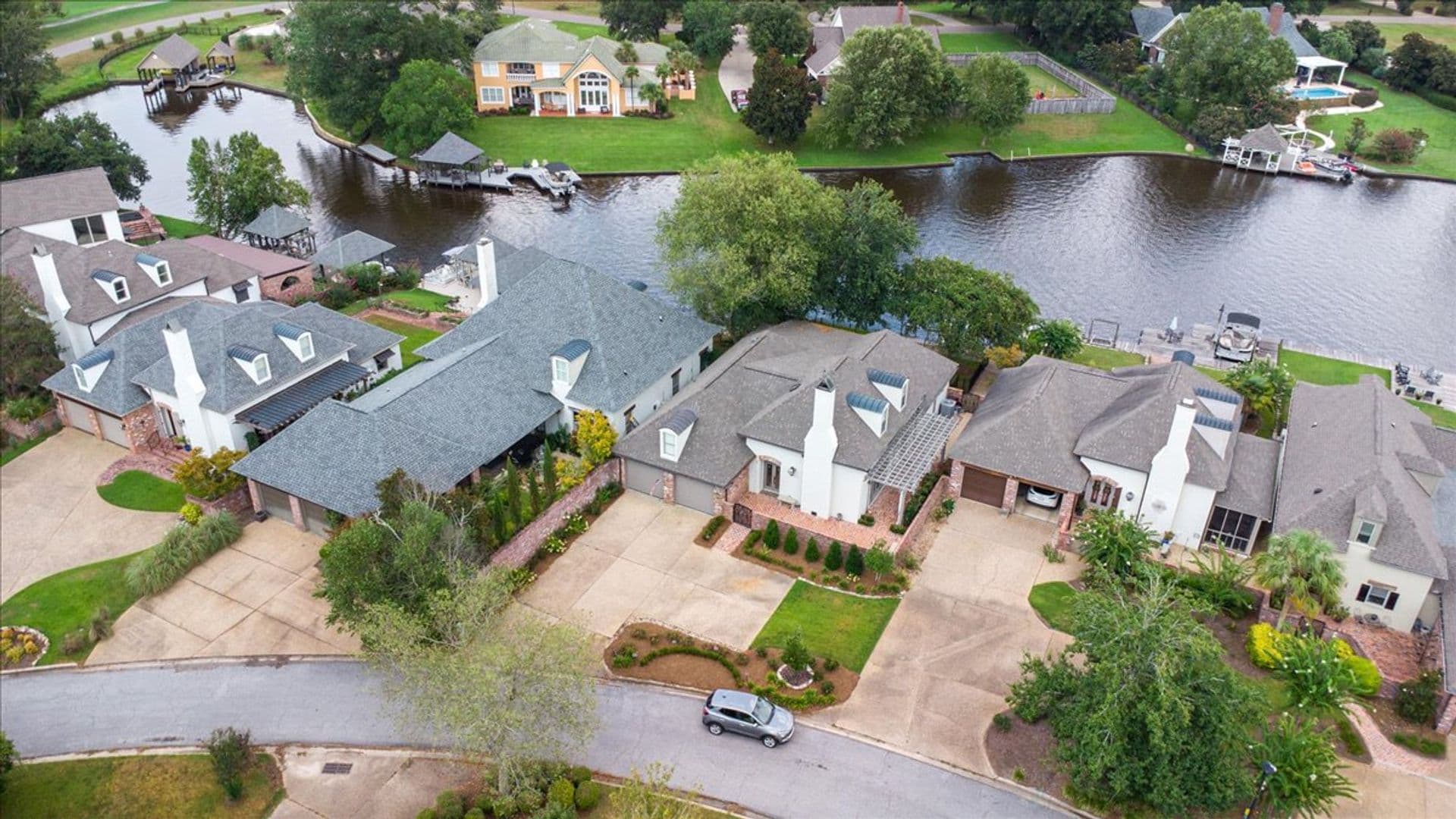 Hattiesburg House: 30 Crane Park