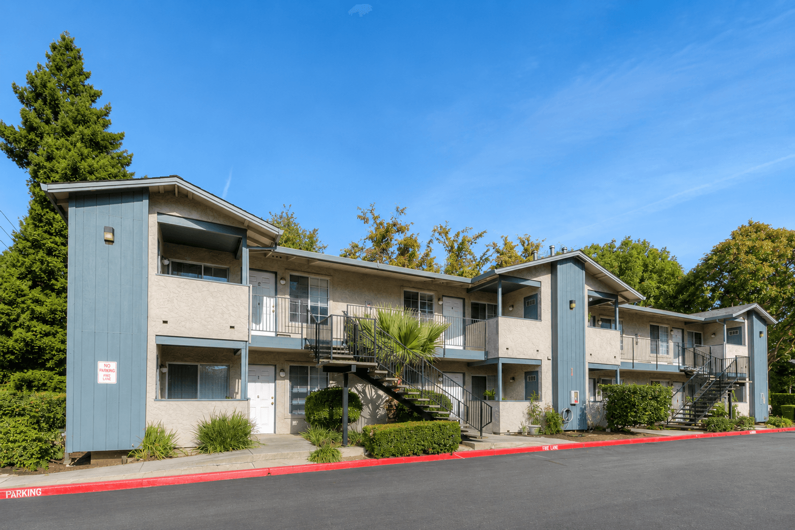 Chico Apartment: 480 Manzanita Avenue
