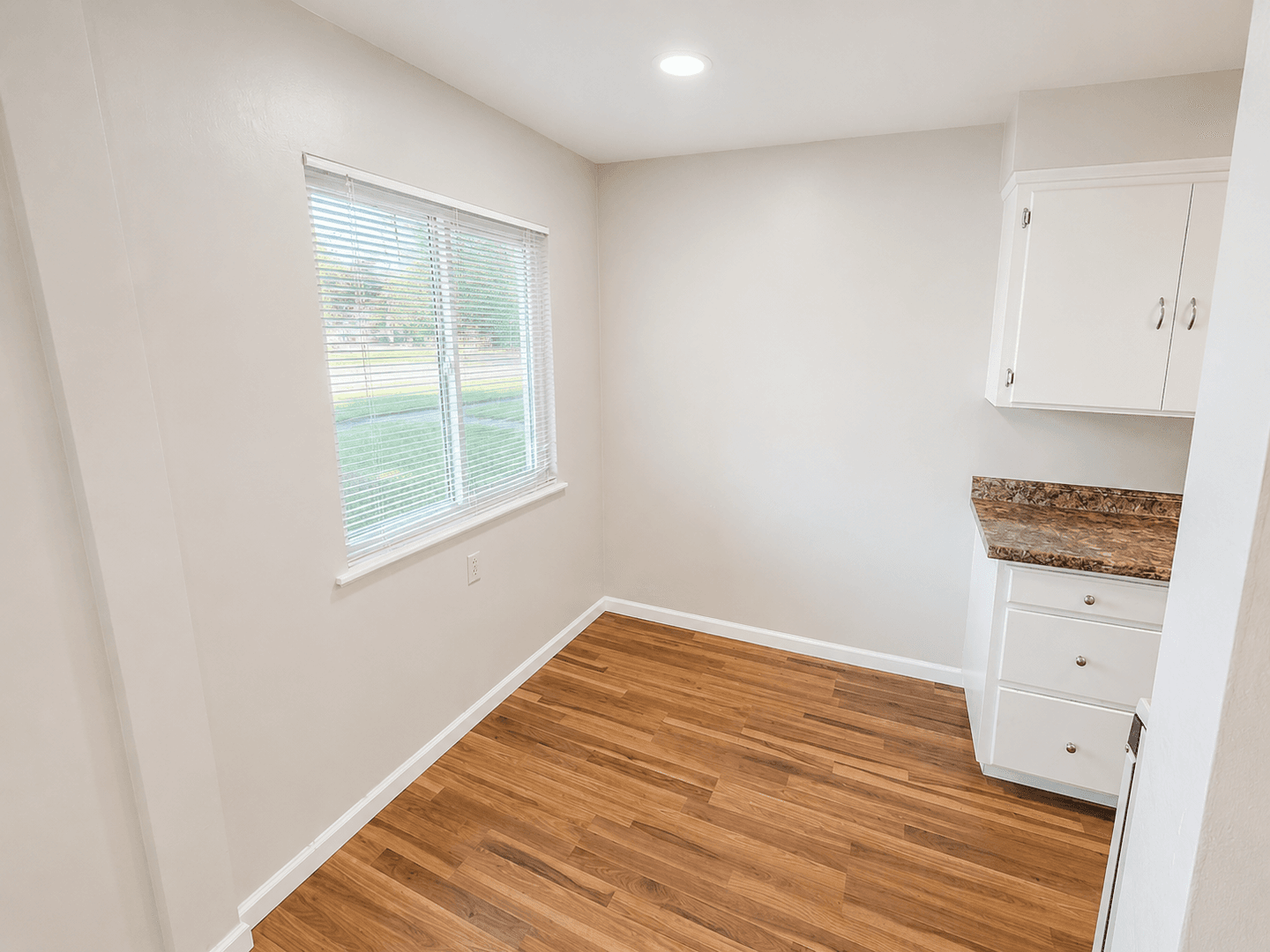 Chico Apartment: 259 Rio Lindo Avenue