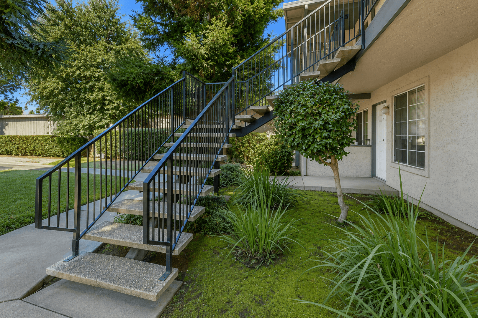 Chico Apartment: 480 Manzanita Avenue