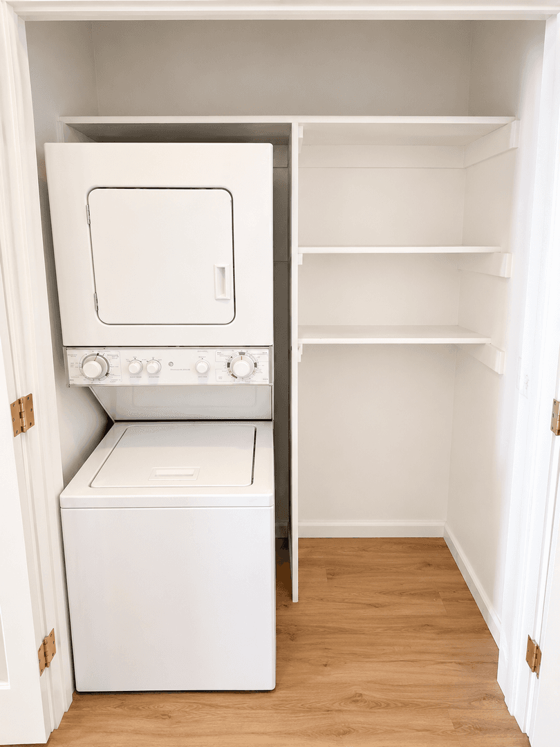 Chico Apartment: 2052 Hartford Drive