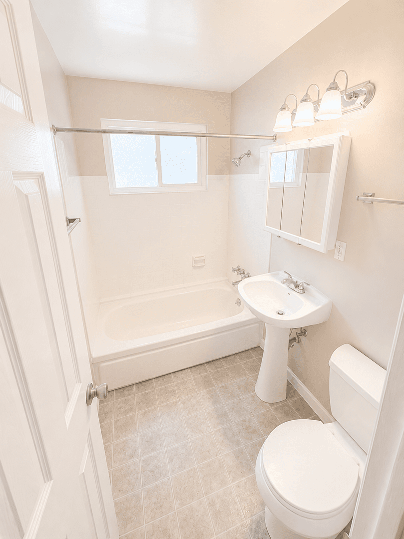 Chico Apartment: 259 Rio Lindo Avenue