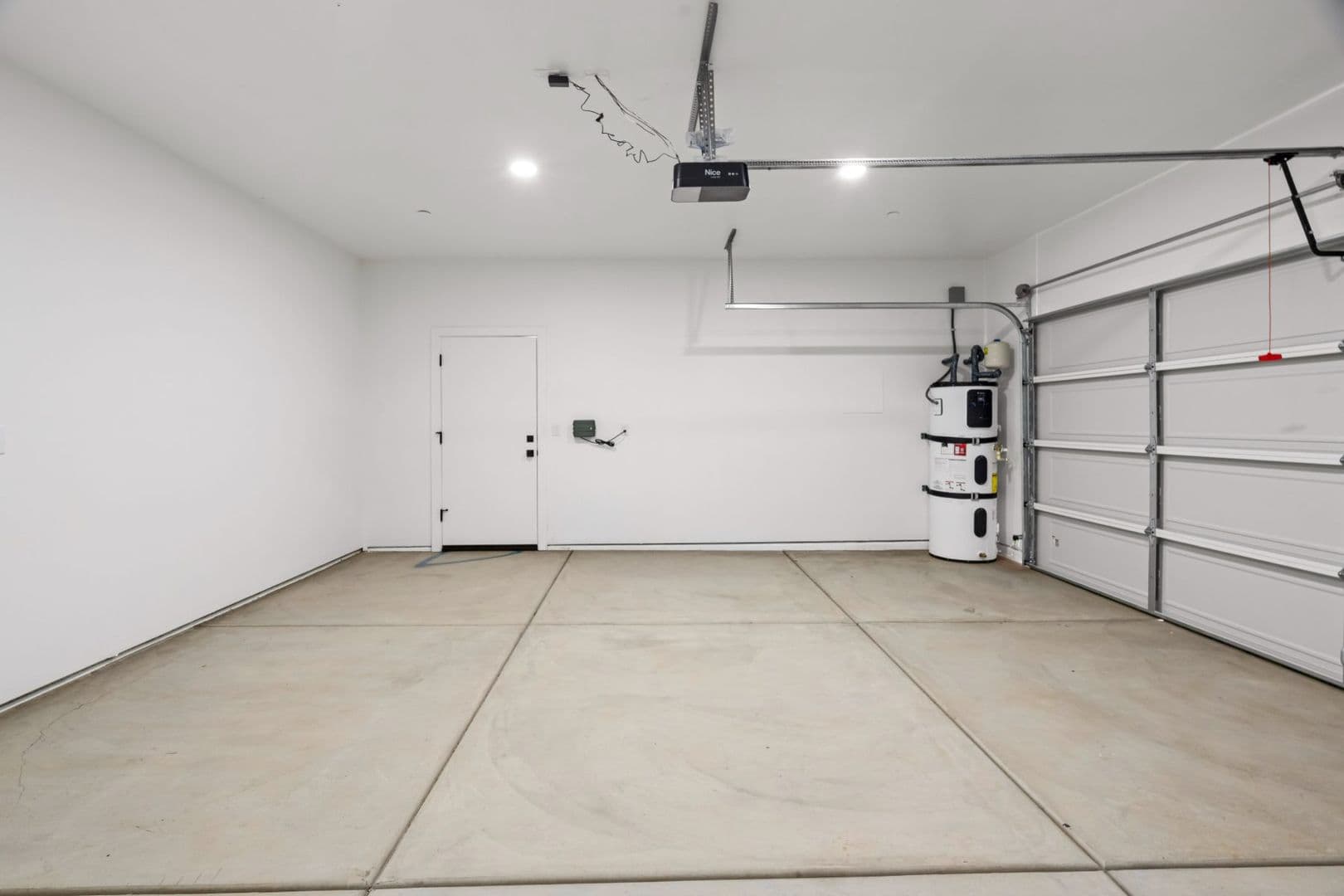 Paradise House: 440 Leisure Lane