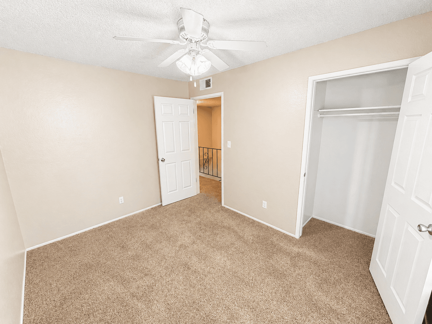 Chico Apartment: 279 Rio Lindo Avenue