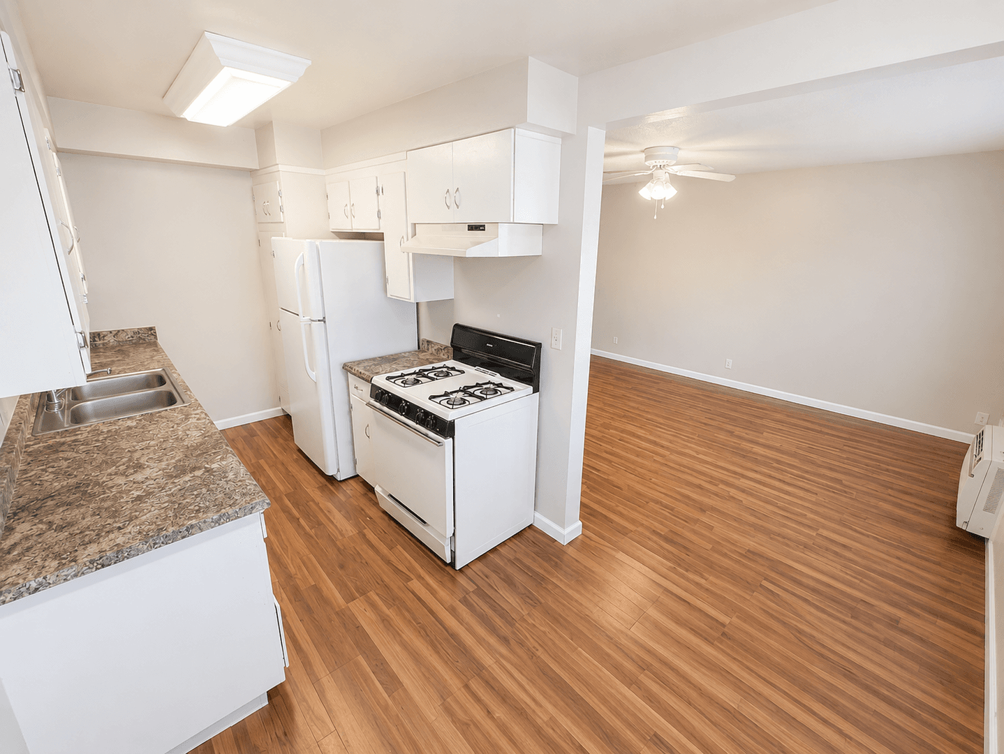 Chico Apartment: 259 Rio Lindo Avenue