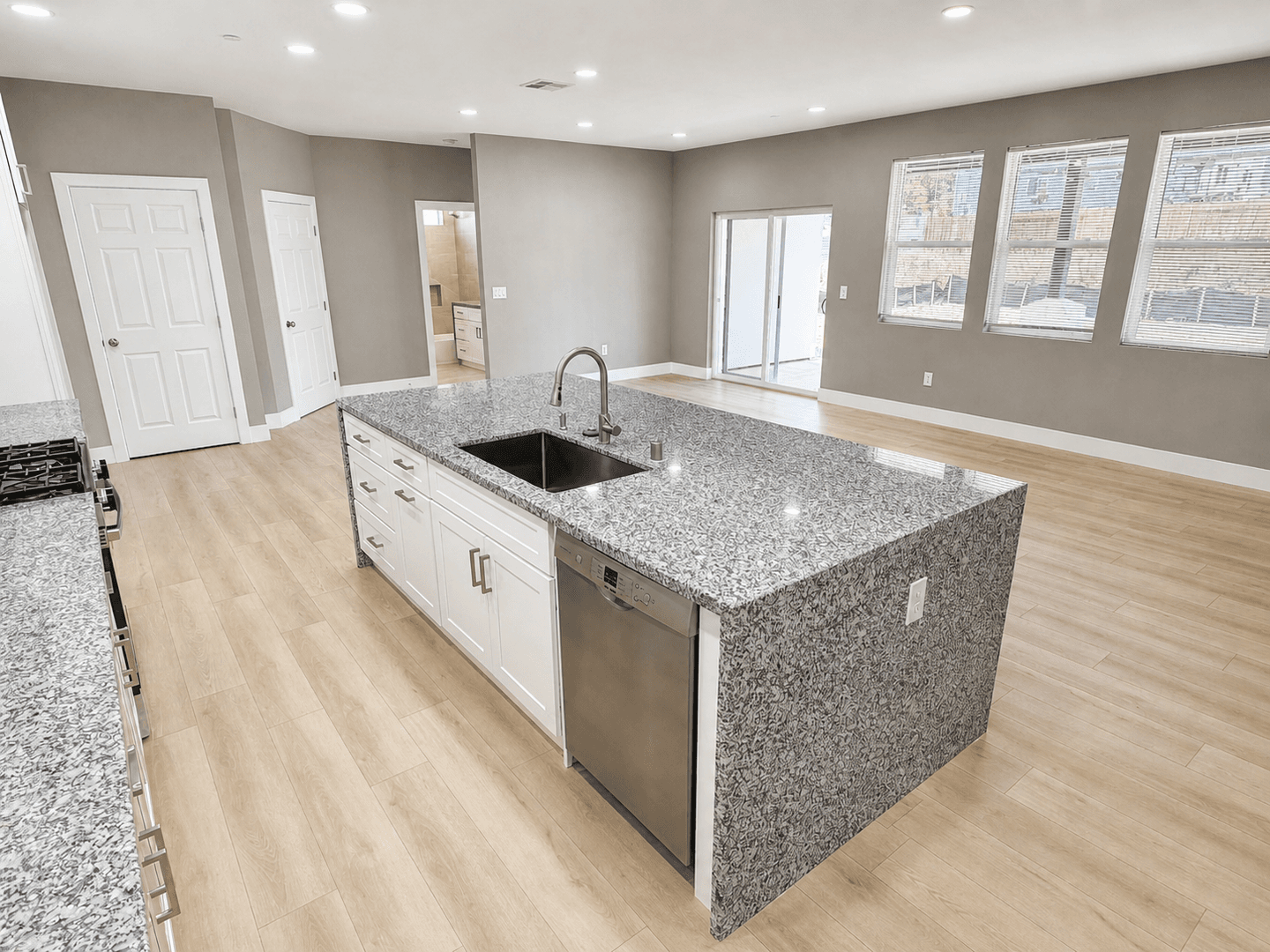 Paradise House: 1750 Whitaker Road