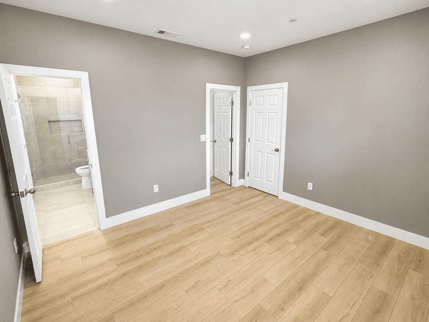 Paradise House: 1750 Whitaker Road