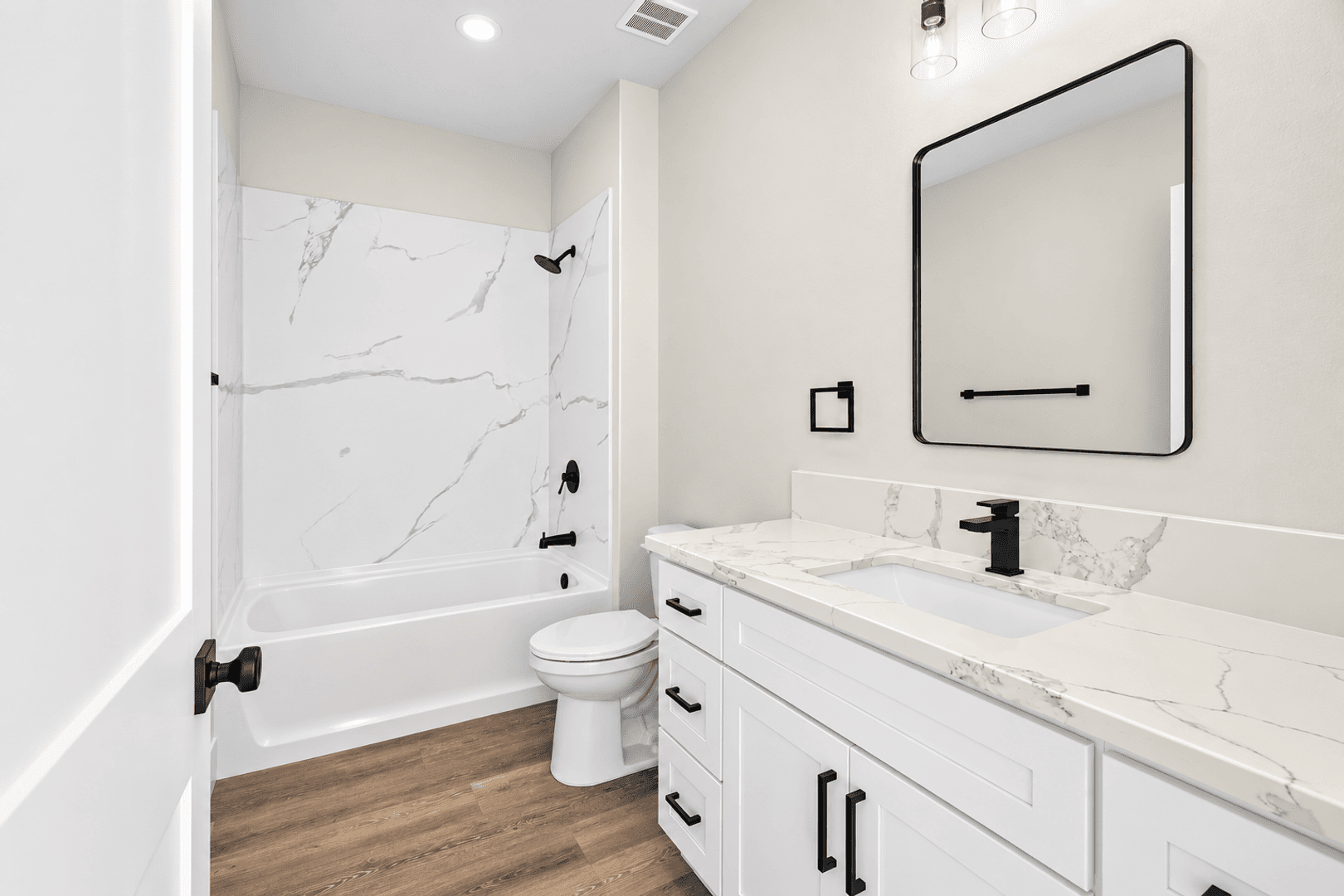 Paradise House: 440 Leisure Lane